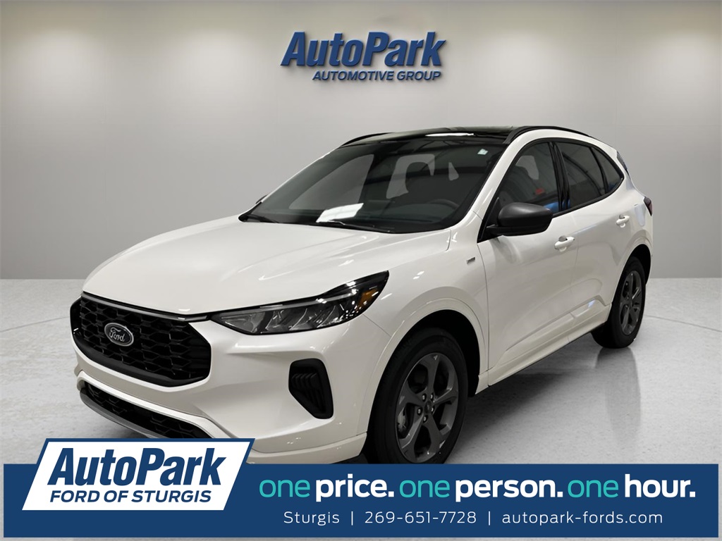 2024 Ford Escape ST-Line photo 2