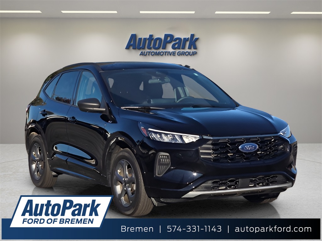 2023 Ford Escape ST-Line's photo
