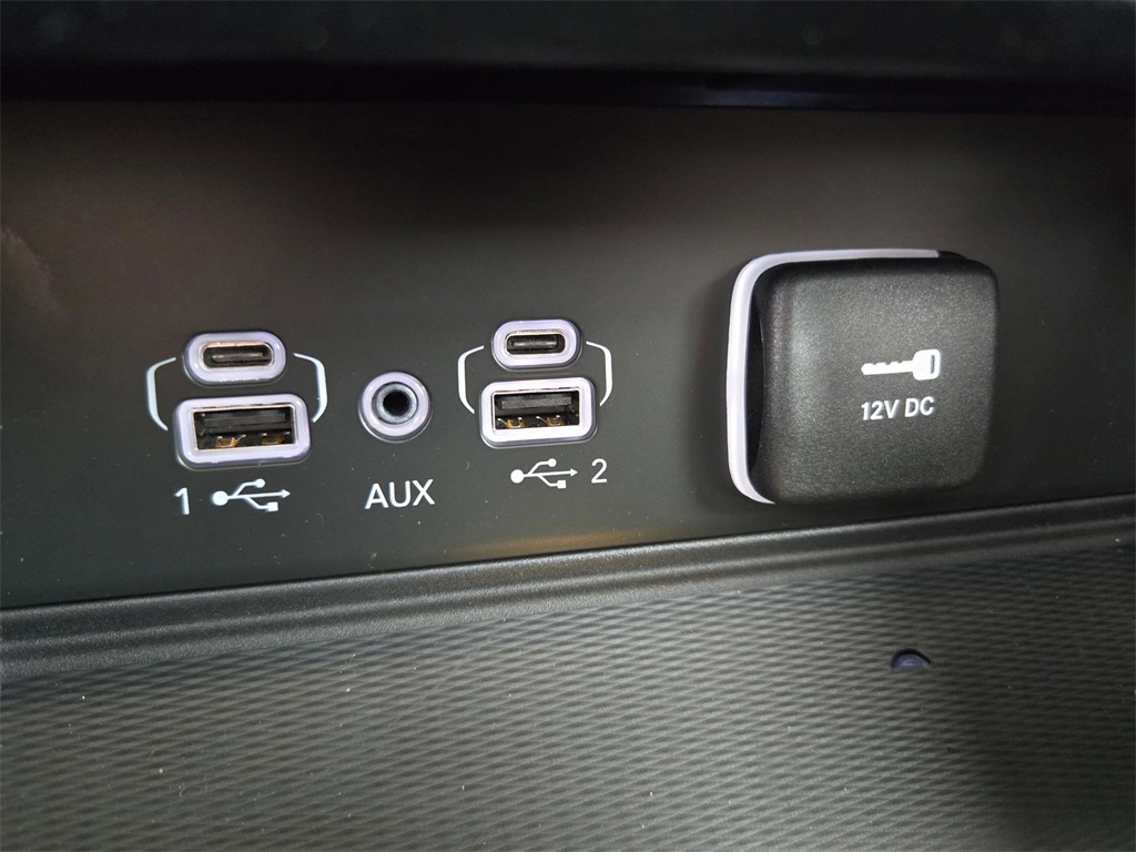 2025 Jeep Grand Cherokee Limited photo 12