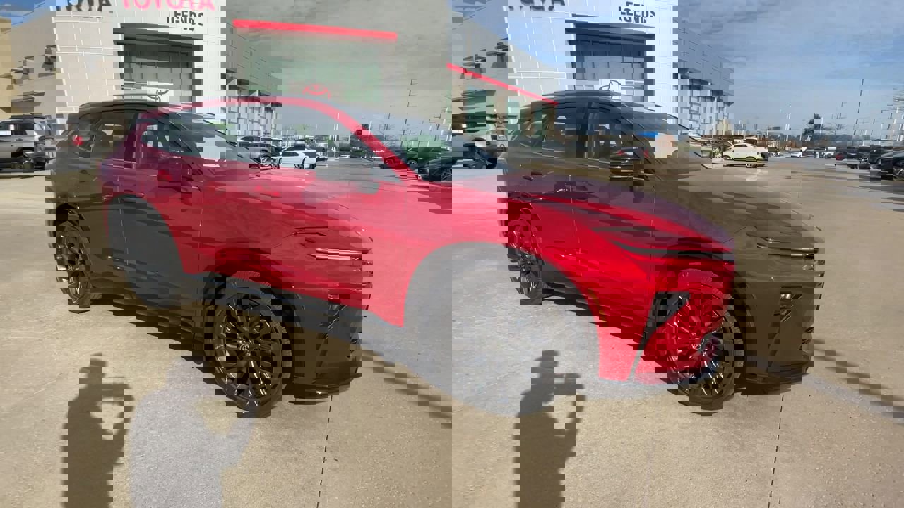 Used 2025 Toyota Crown Signia Limited with VIN JTDACAAJ8S3030387 for sale in Kansas City