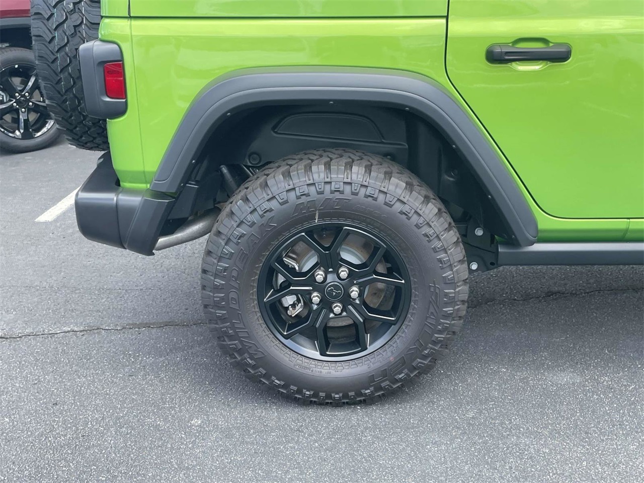 2025 Jeep Wrangler Willys photo 33