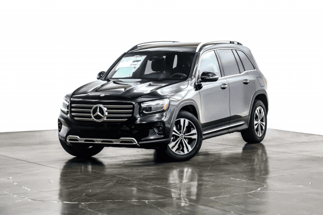 2026 Mercedes-Benz GLB GLB 250's photo