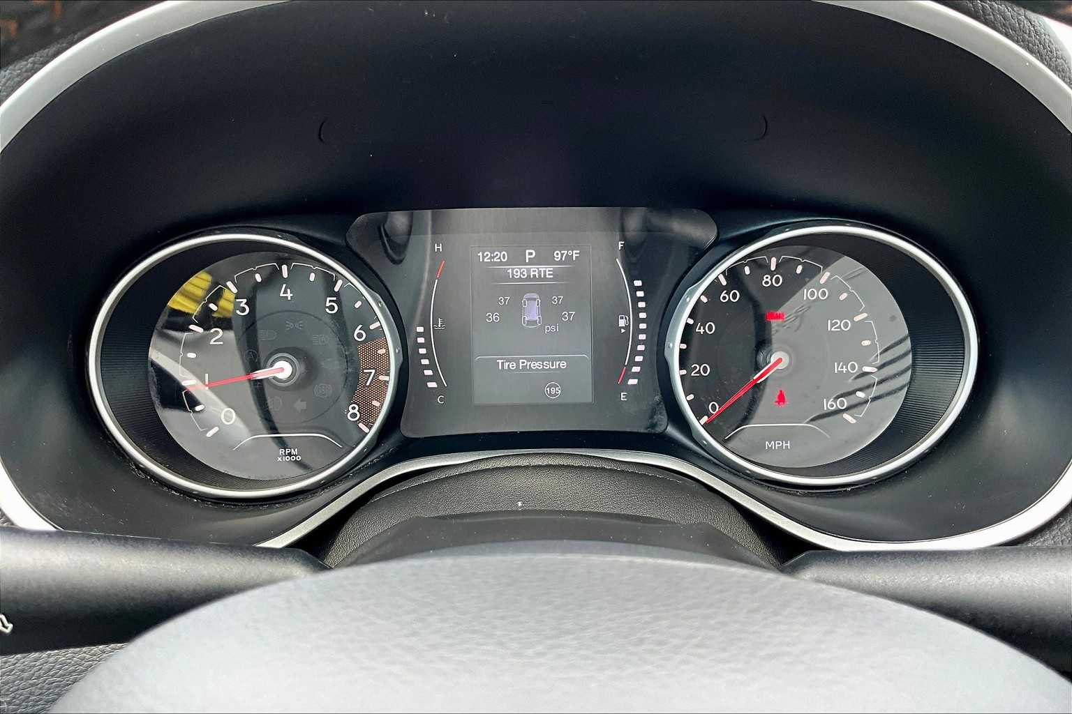 2018 Jeep Compass Latitude photo 23