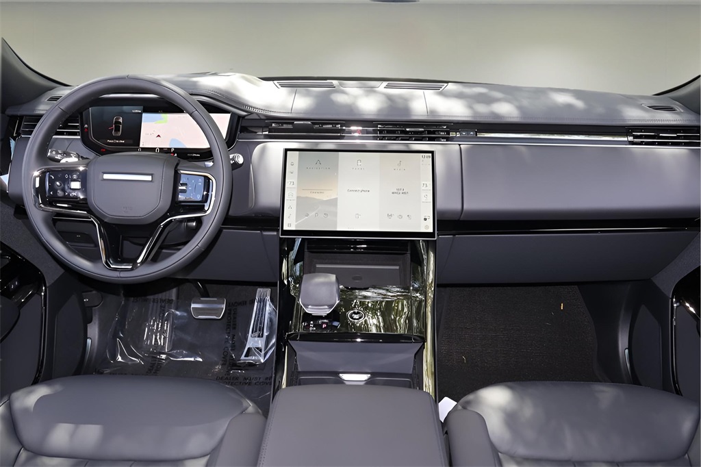 2025 Land Rover Range Rover Sport SE photo 14