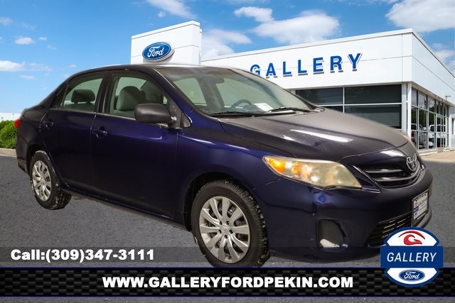 2013 Toyota Corolla LE's photo