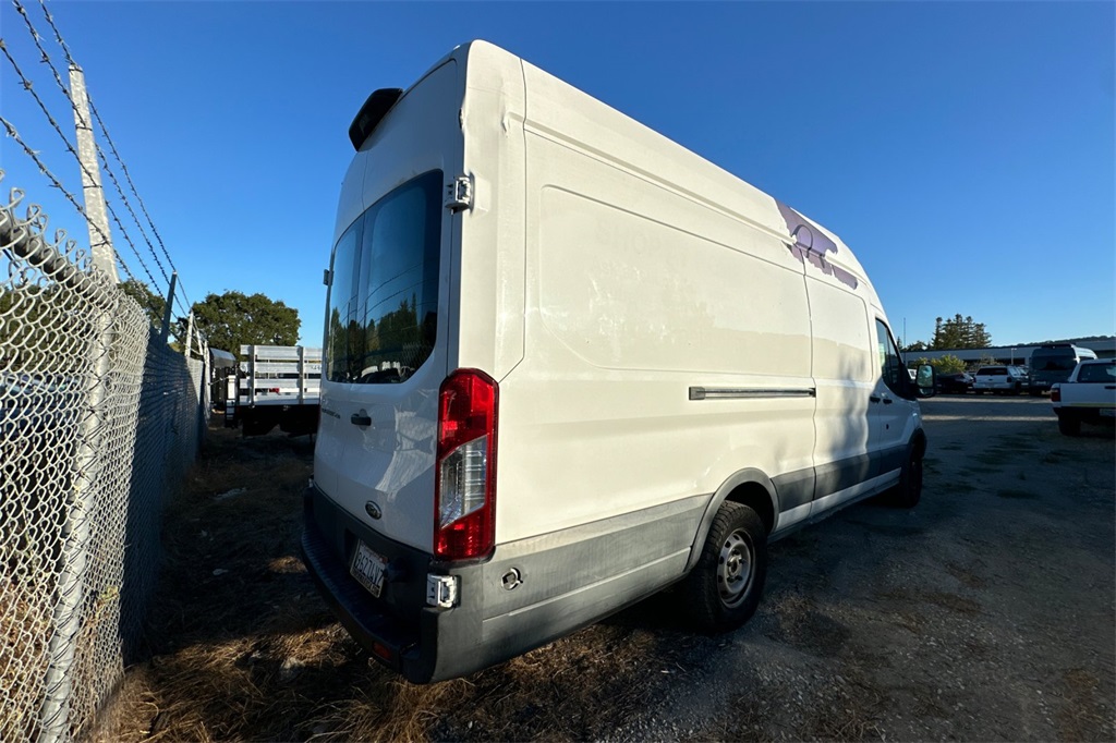 2018 Ford Transit photo 2