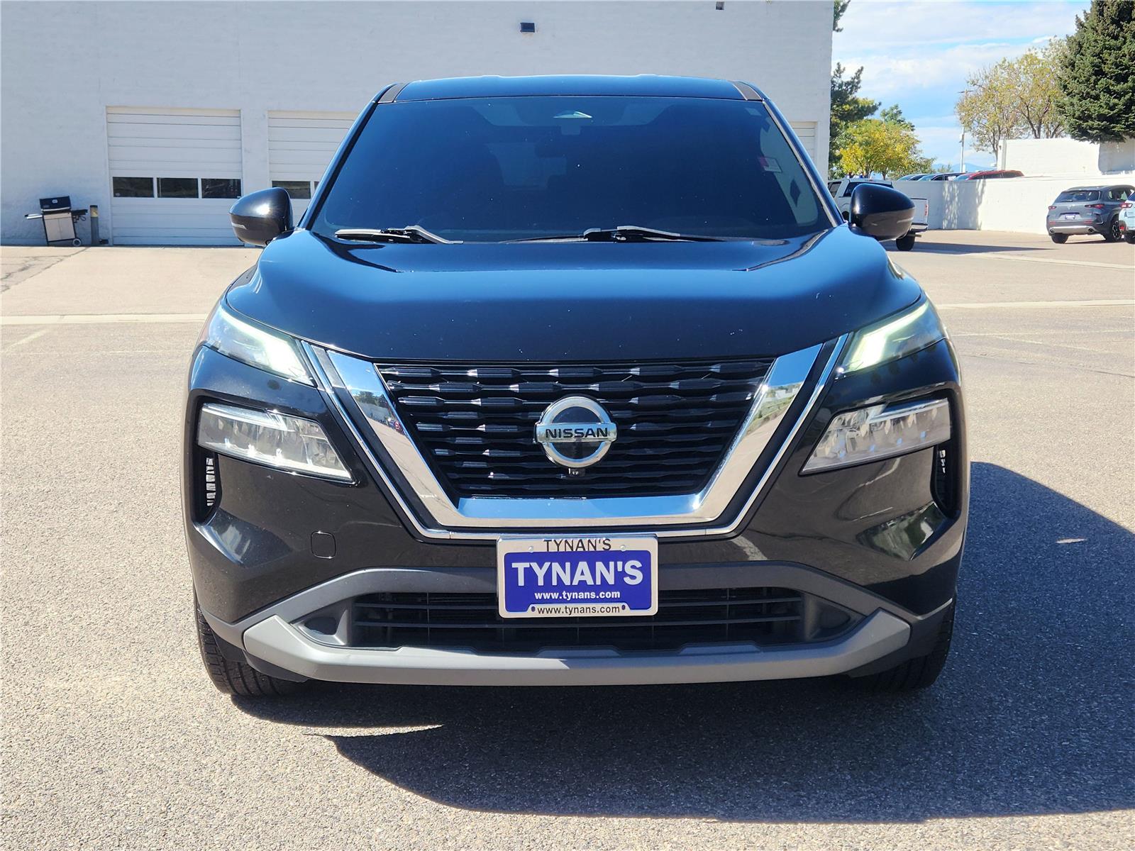 2021 Nissan Rogue SV photo 4