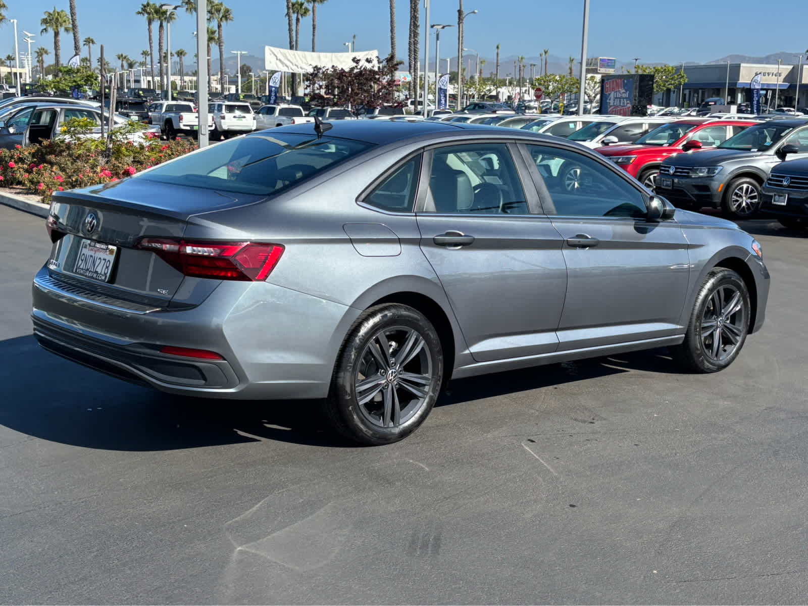 3VW7M7BU5RM055157