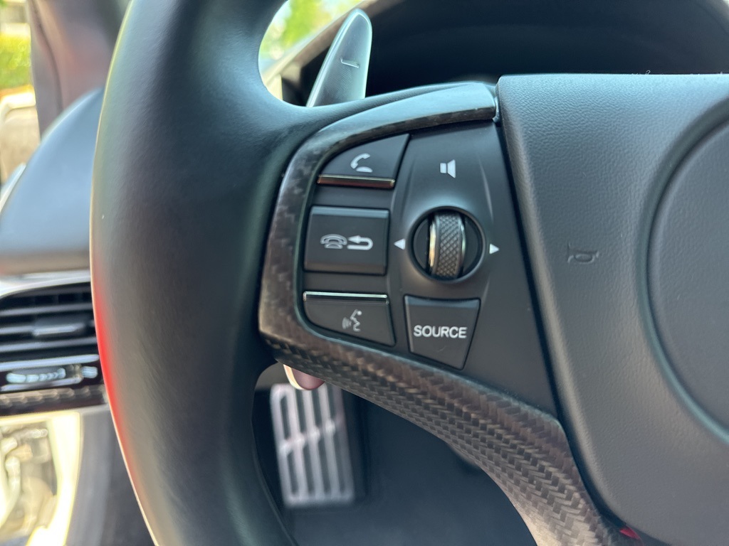 2017 Acura NSX Base photo 14