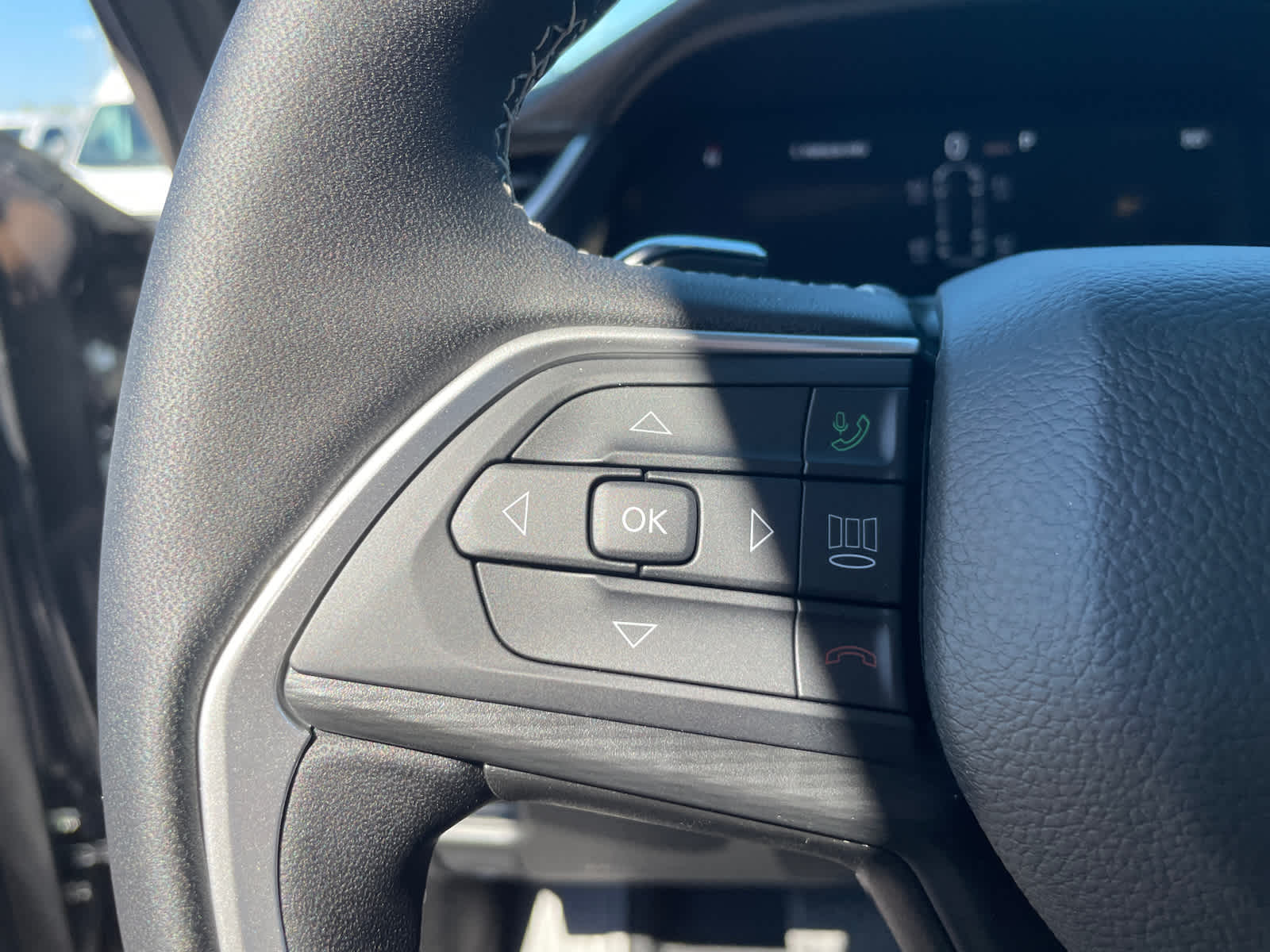 2025 Jeep Grand Cherokee Altitude photo 21