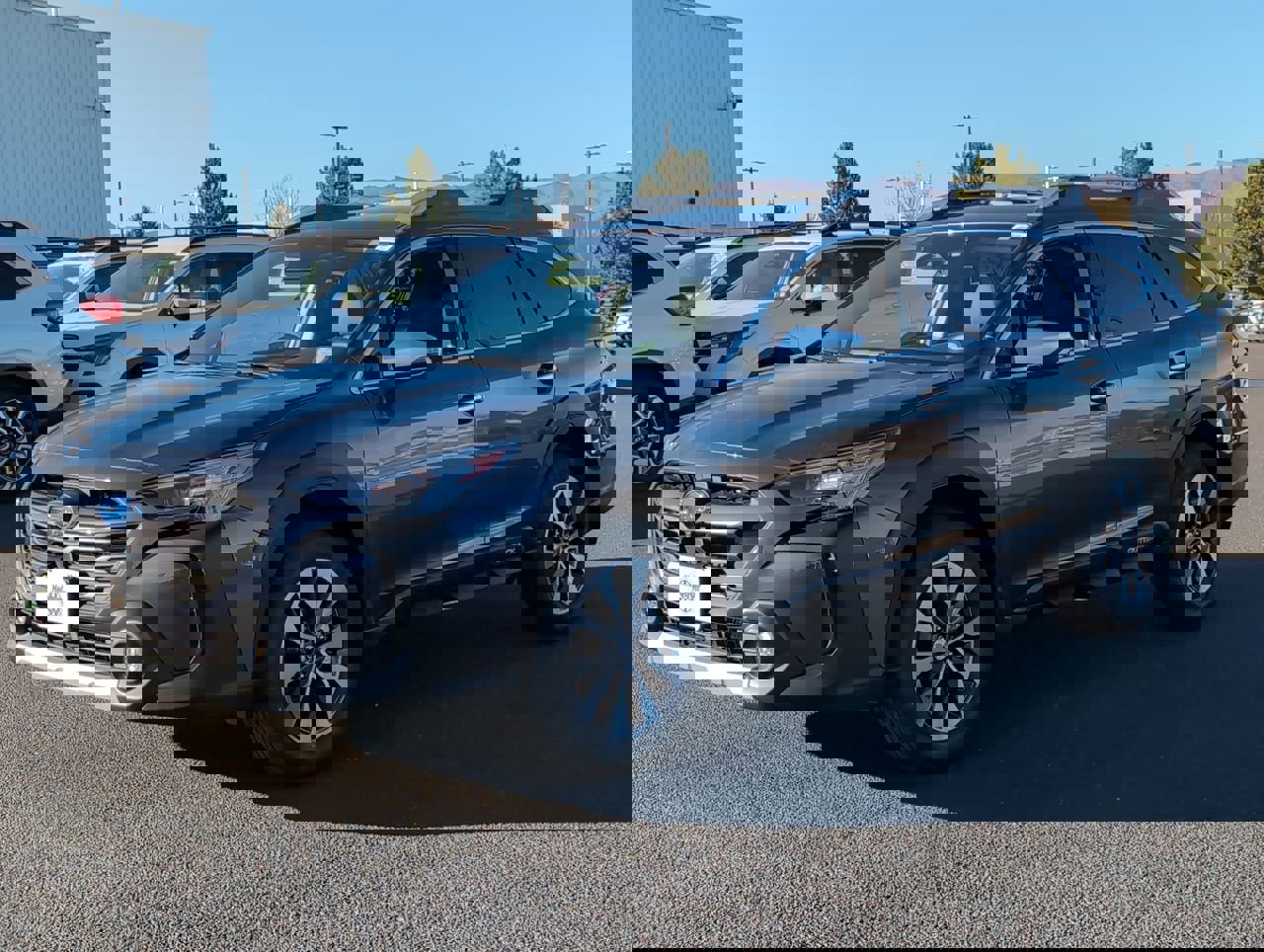2025 Subaru Outback Touring XT photo 2