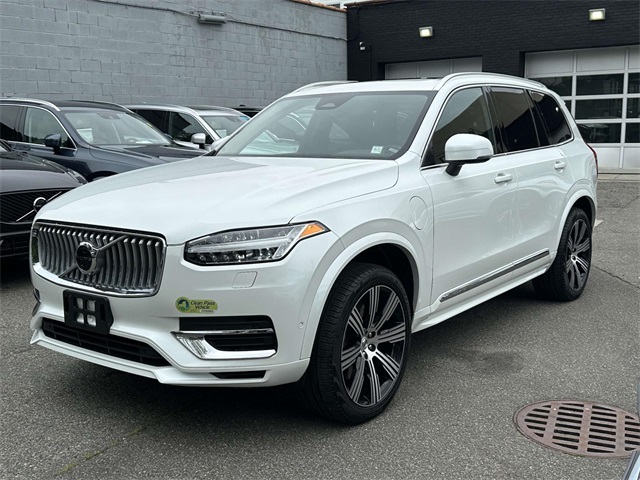 2023 Volvo XC90 Recharge T8 Plus photo 6