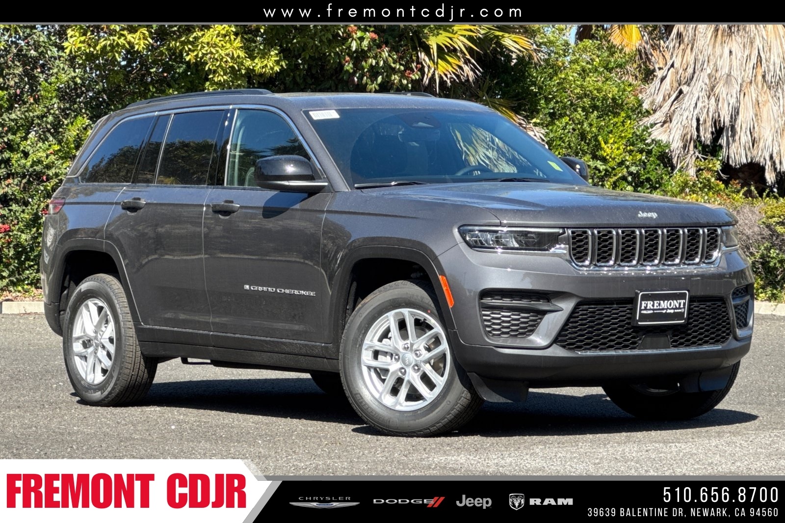 2025 Jeep Grand Cherokee Laredo's photo