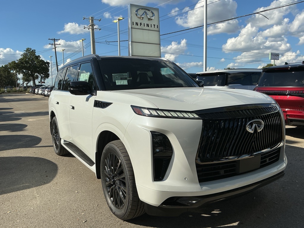 2026 Infiniti QX80 photo 3