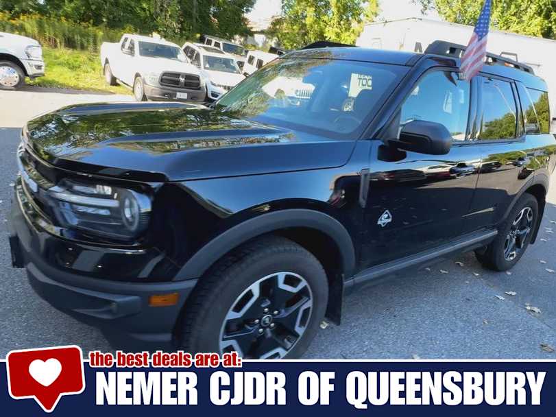 2022 Ford Bronco Sport Outer Banks photo 4