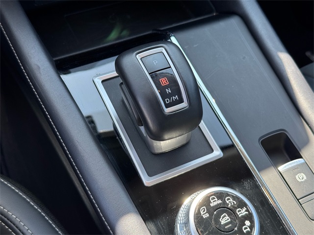 2024 Mitsubishi Outlander SE photo 24