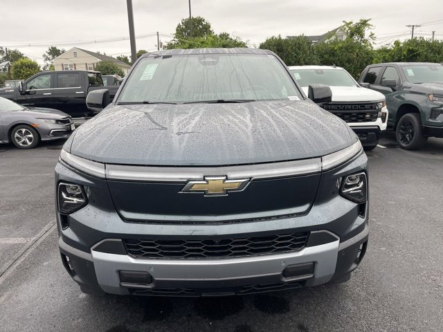 2026 Chevrolet Silverado EV LT photo 2