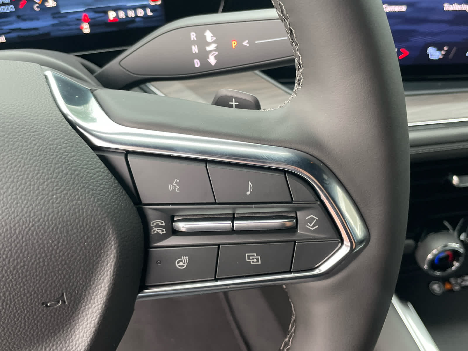 2026 Chevrolet Suburban Z71 photo 30