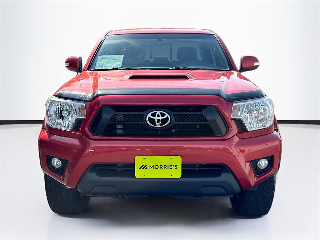 2014 Toyota Tacoma Base V6 4x4 photo 2