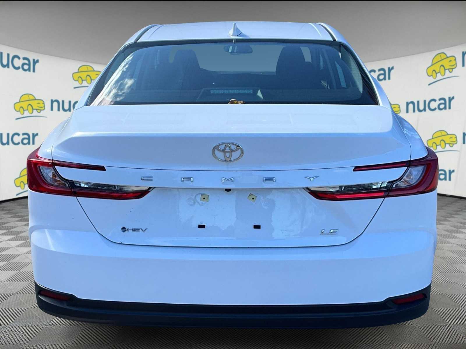 2025 Toyota Camry LE photo 3