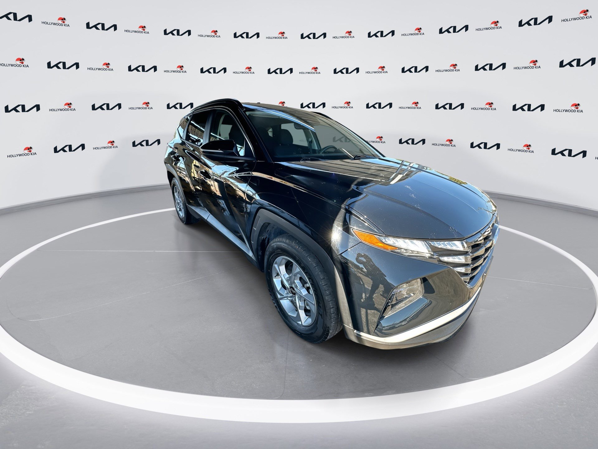 2023 Hyundai Tucson SEL photo 2