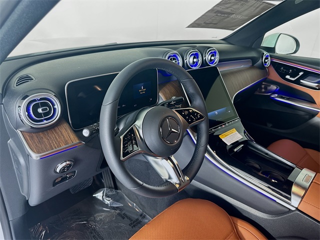 2025 Mercedes Benz GLC 300 4MATIC photo 9