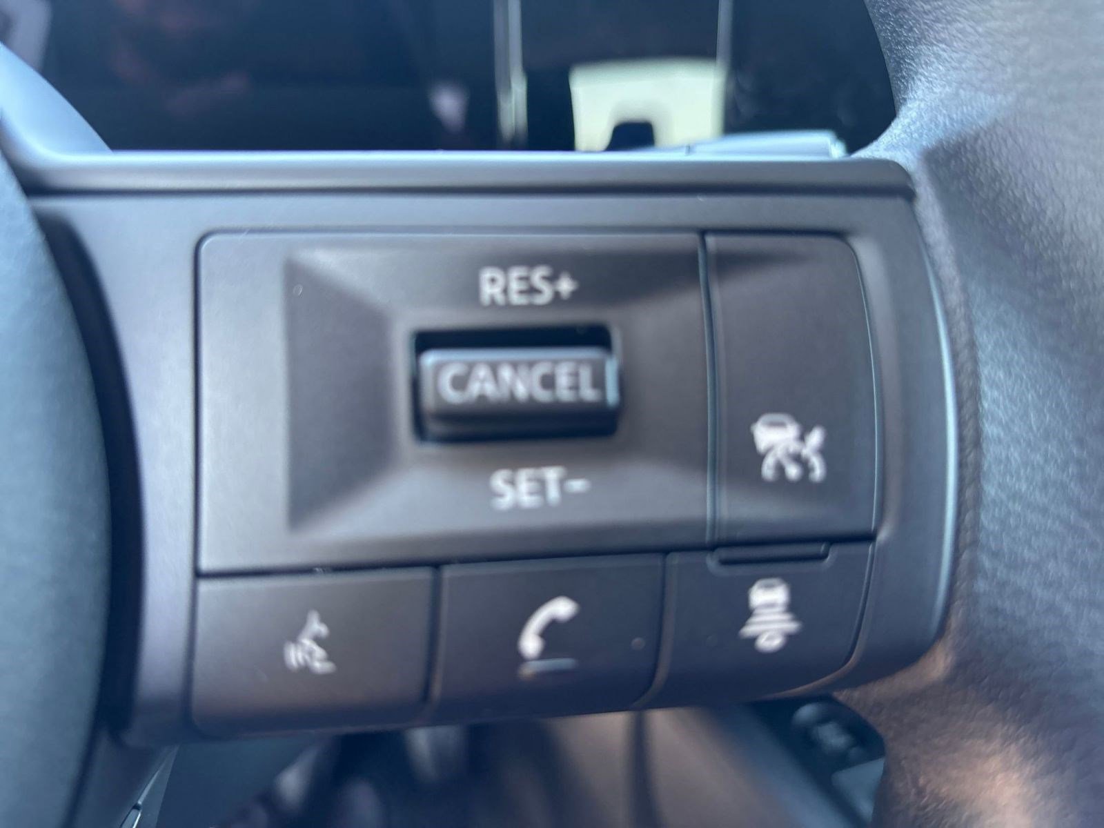 2026 Nissan Kicks SV photo 22