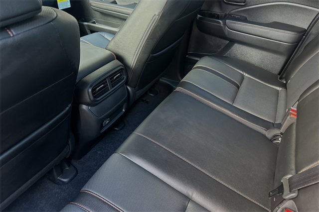 2025 Honda Ridgeline TrailSport photo 10