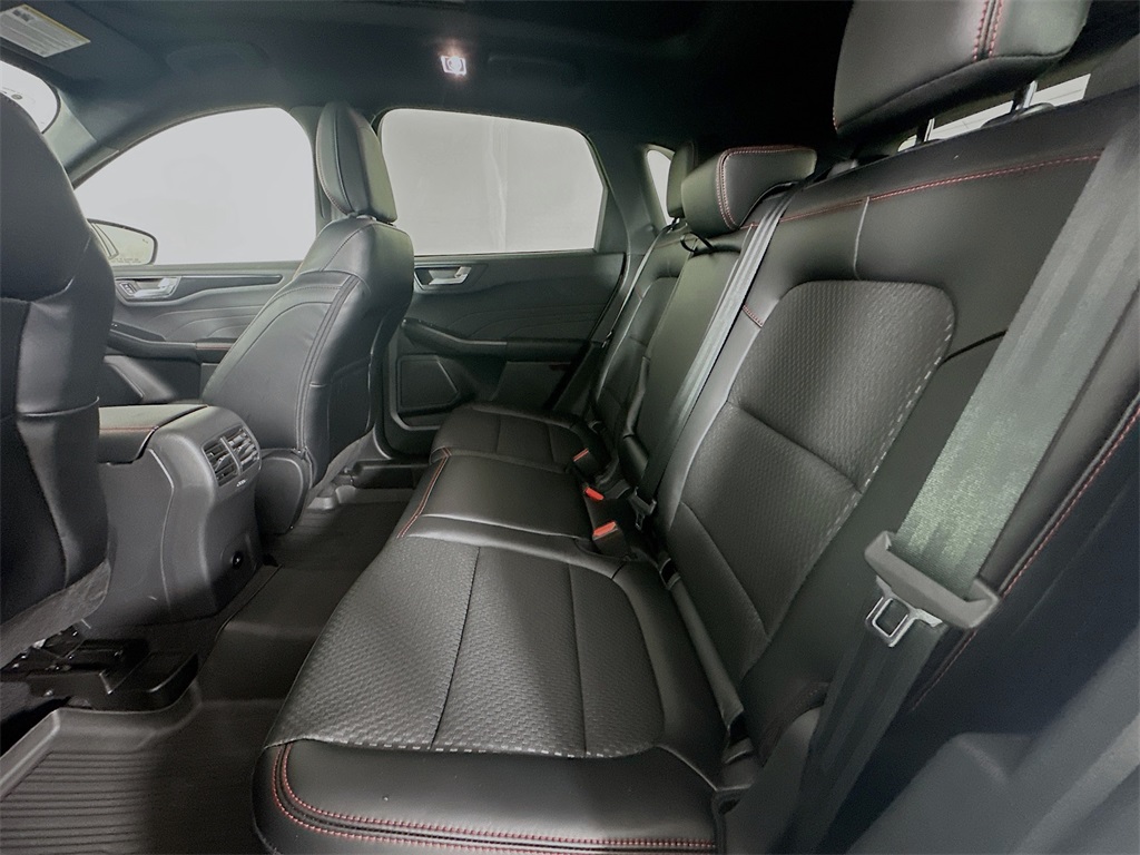 2025 Ford Escape ST-Line photo 20