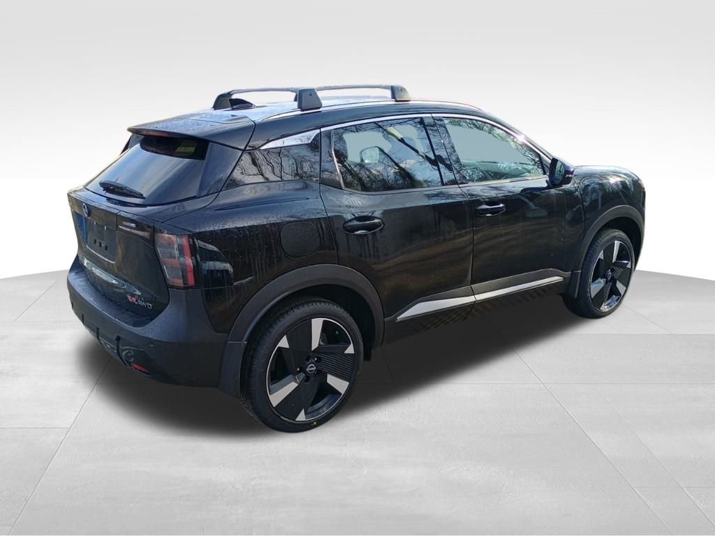2025 Nissan Kicks SR photo 3