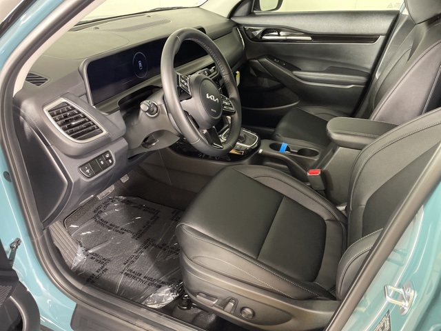 2026 Kia Seltos EX photo 13