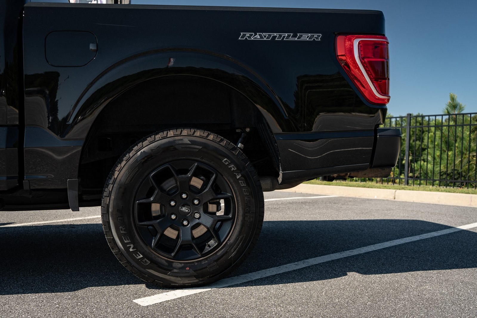 2023 Ford F-150 XL photo 6