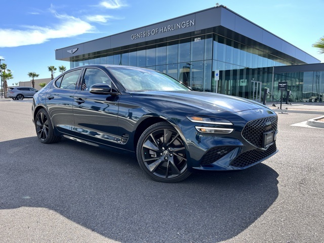 2023 GENESIS G70 Standard's photo