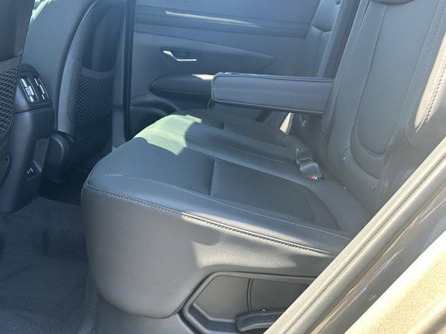 2025 Hyundai Tucson Hybrid SEL Convenience photo 15