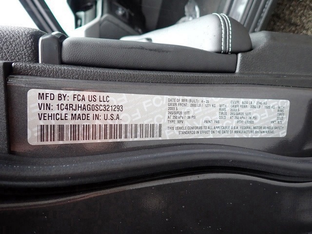 2025 Jeep Grand Cherokee Altitude X photo 14