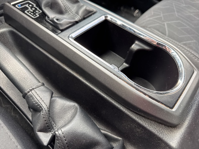 2016 Toyota Tacoma TRD Off-Road V6 photo 19