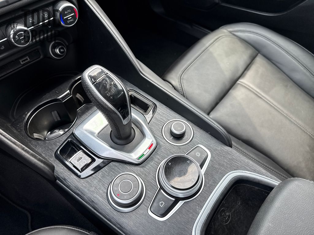 2024 Alfa Romeo Giulia SPRINT photo 23