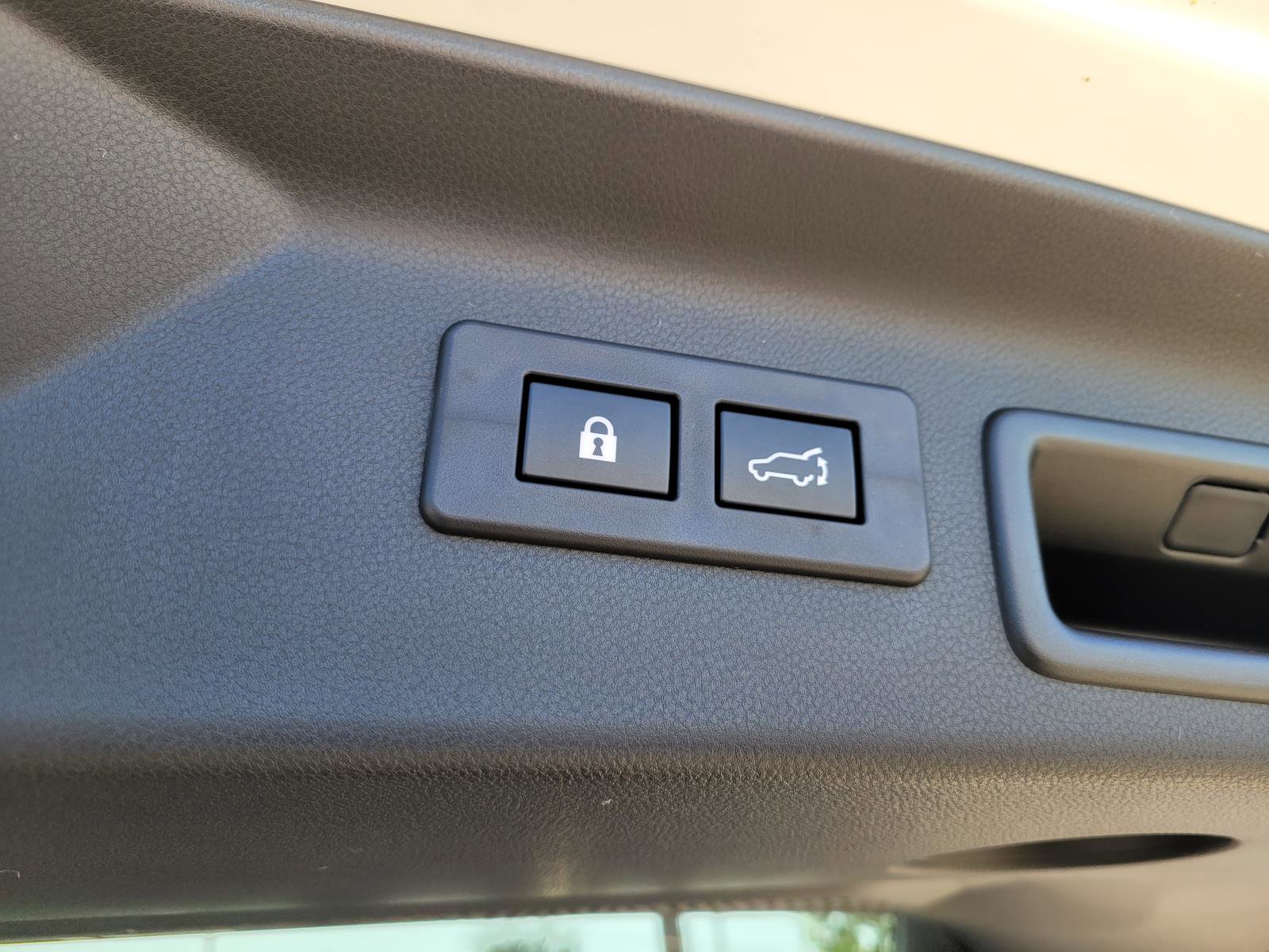 2025 Subaru Forester Sport photo 17
