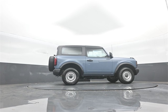 2025 Ford Bronco Base photo 28