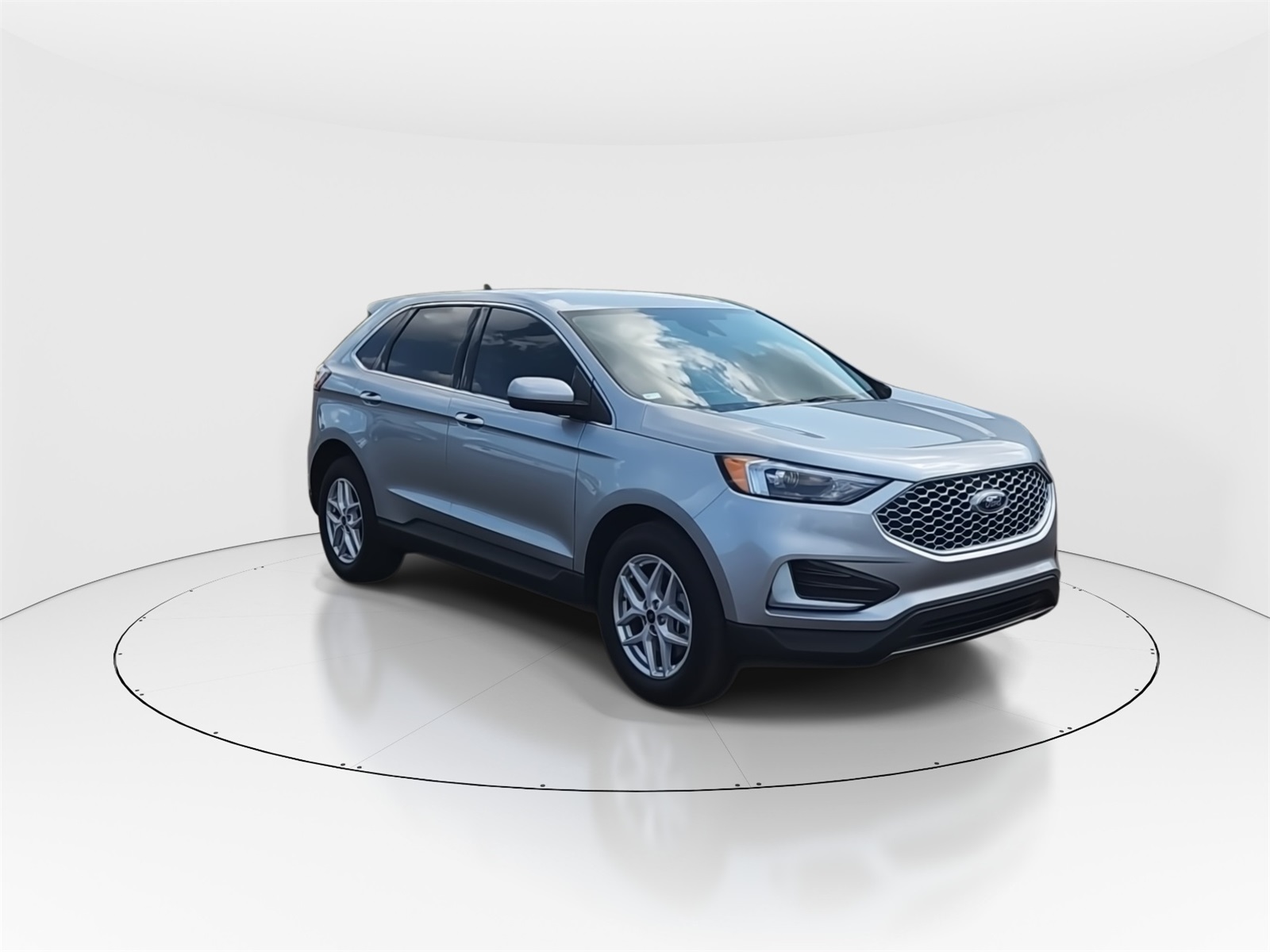 2024 Ford Edge SEL photo 2