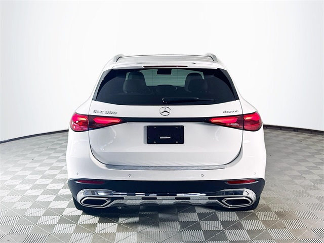 2026 Mercedes Benz GLC 300 4MATIC photo 5