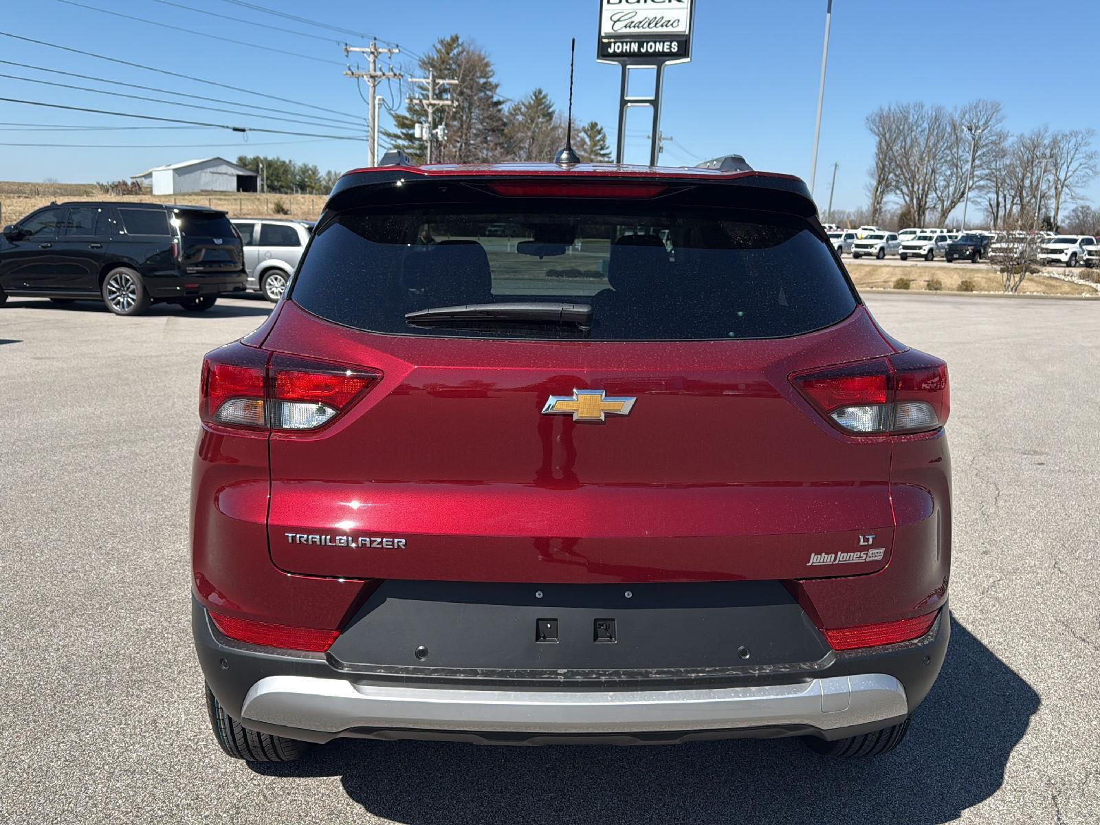 2025 Chevrolet Trailblazer LT photo 14