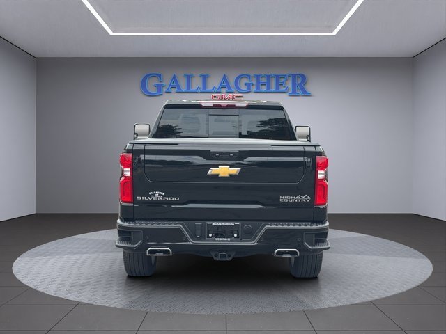 2024 Chevrolet Silverado 1500 High Country photo 6