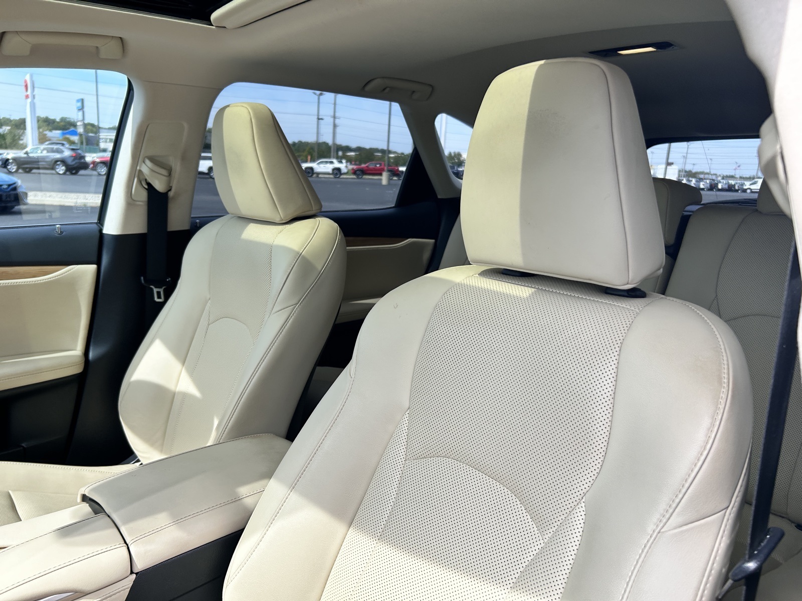 2022 Lexus RX 350L photo 24