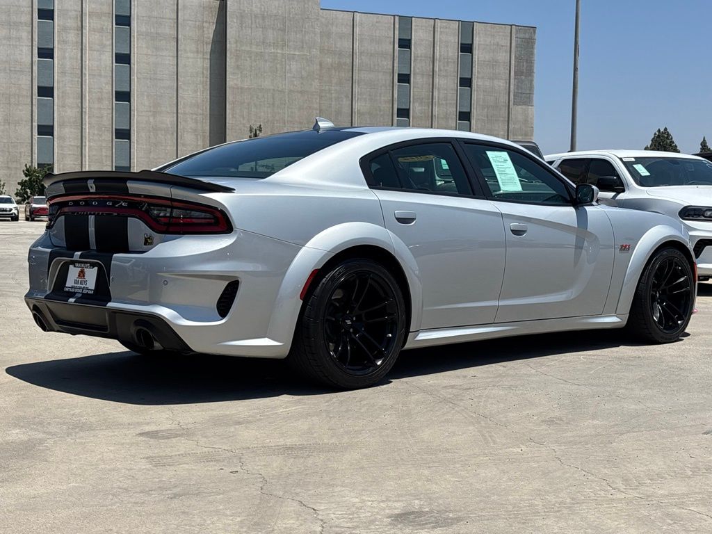 2022 Dodge Charger R/T Scat Pack Widebody photo 3