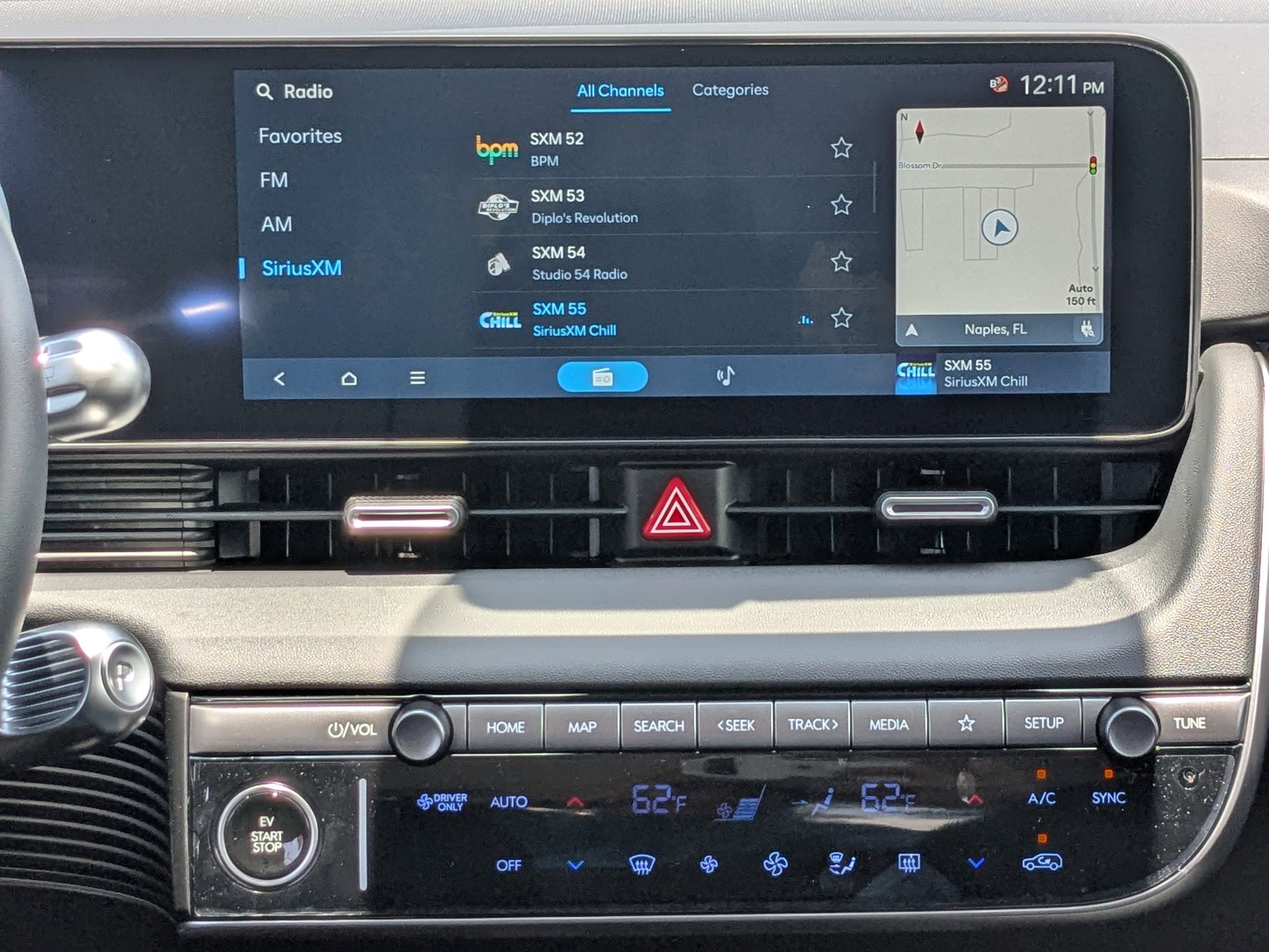2025 Hyundai Ioniq 5 SE photo 11
