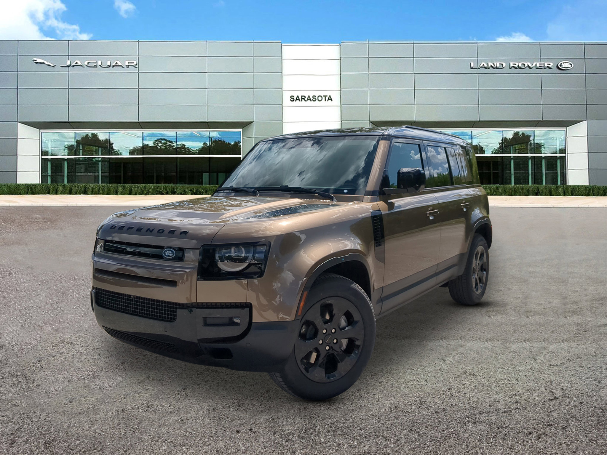 2026 Land Rover Defender S's photo