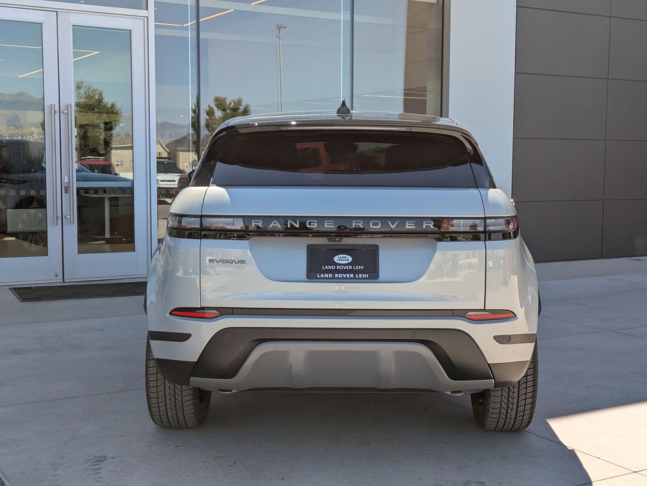 2026 Land Rover Range Rover Evoque S photo 7