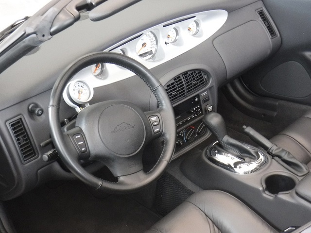 2000 Plymouth Prowler Base photo 33