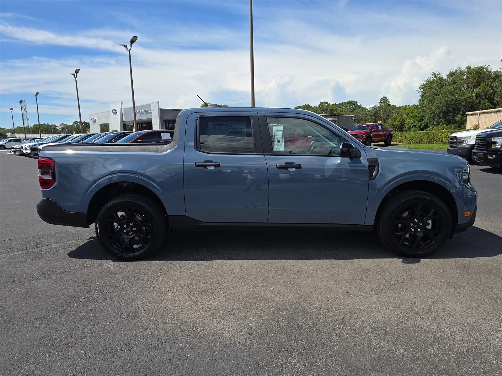 2025 Ford Maverick XLT photo 3